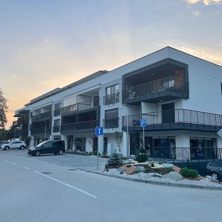 1-Room Apartment Center 라젝크테플리스 외부 사진